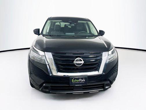 2023 Nissan Pathfinder S 4WD