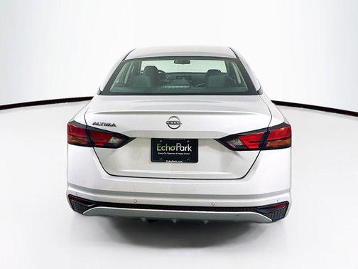 2024 Nissan Altima S FWD