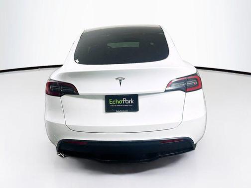 2023 Tesla Model Y RWD