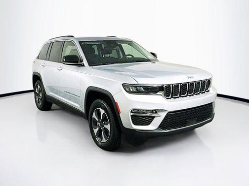 2022 Jeep Grand Cherokee 4xe Base