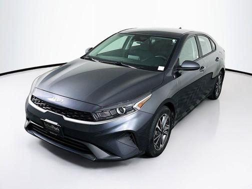 Gravity Gray 2022 Kia Forte LXS