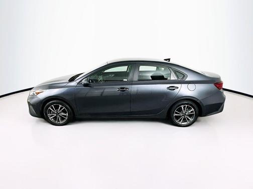 Gravity Gray 2022 Kia Forte LXS