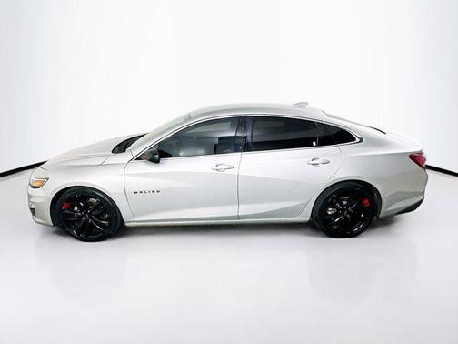 Silver Ice Metallic 2021 Chevrolet Malibu FWD LT