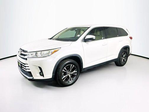 2019 Toyota Highlander LE Plus