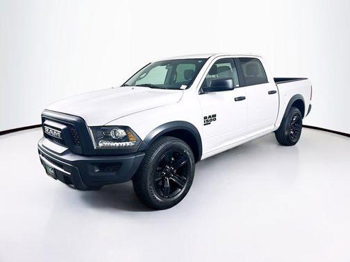 2024 RAM 1500 Classic Warlock Crew Cab 4x2 5'7' Box