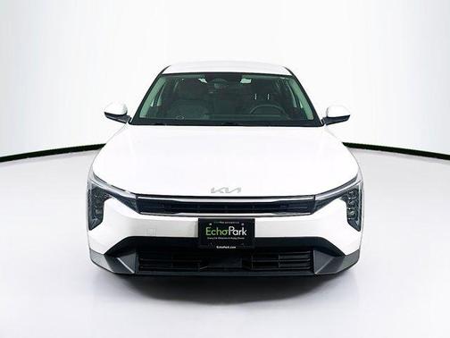 Snow White Pearl 2025 Kia K4 LXS