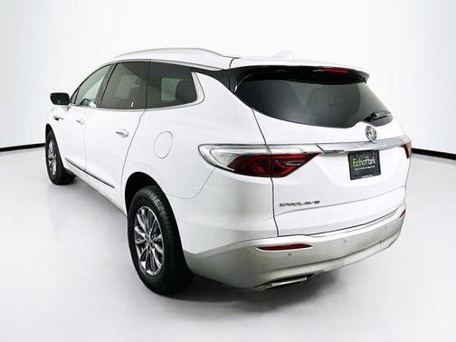 2023 Buick Enclave Essence FWD