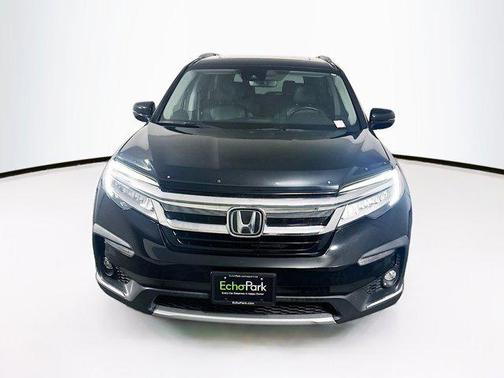 2019 Honda Pilot Touring 8-Passenger