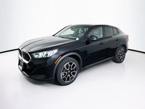 2025 BMW X2 xDrive28i