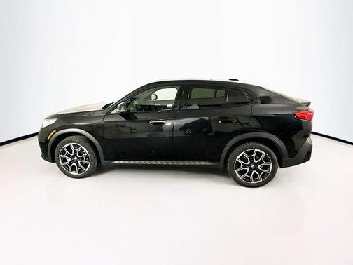 2025 BMW X2 xDrive28i