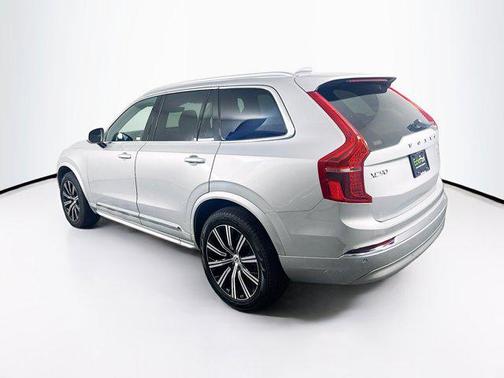 2025 Volvo XC90 B5 Core