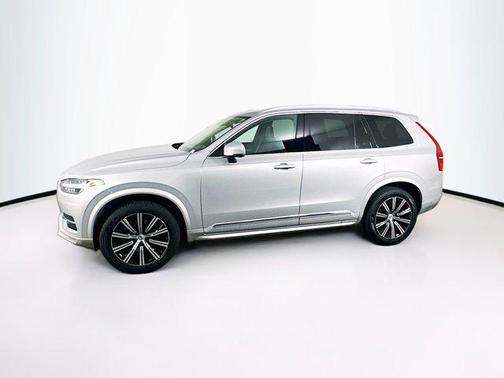 2025 Volvo XC90 B5 Core