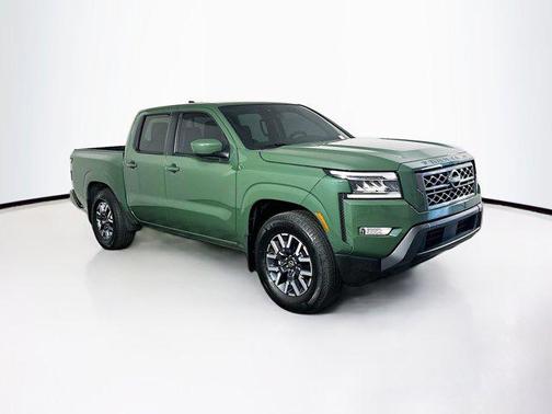 2024 Nissan Frontier SL