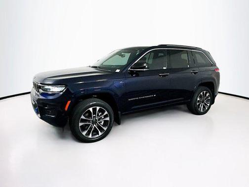 Midnight Sky 2023 Jeep Grand Cherokee 4xe Overland
