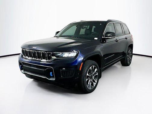 Midnight Sky 2023 Jeep Grand Cherokee 4xe Overland