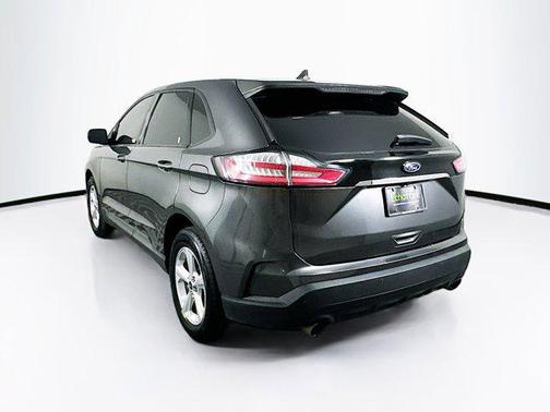2020 Ford Edge SE