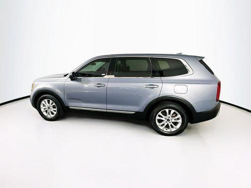 2022 Kia Telluride LX
