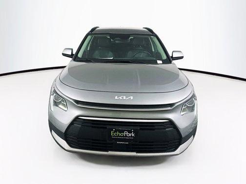 2023 Kia Niro EX