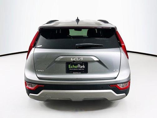 2023 Kia Niro EX