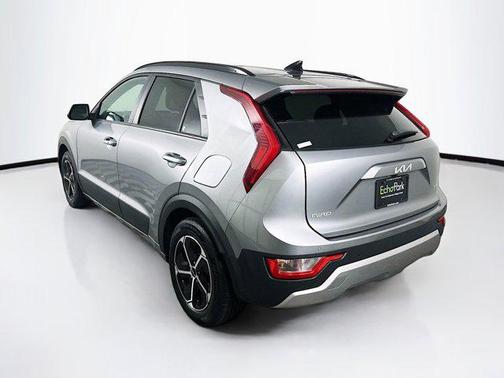 2023 Kia Niro EX