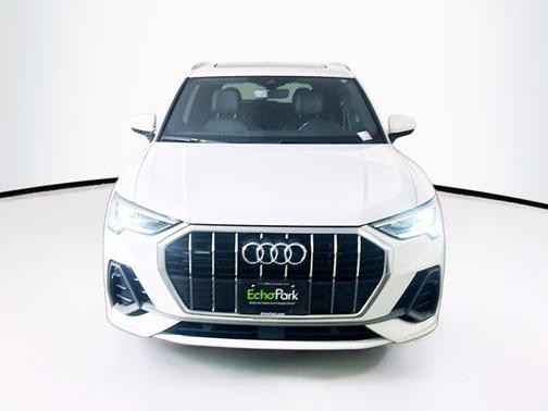 2024 Audi Q3 Premium 45 TFSI S line quattro Tiptronic