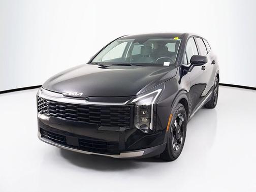 Ebony Black 2026 Kia Sportage LX