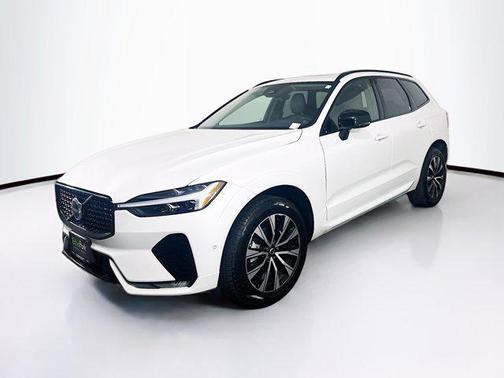 2025 Volvo XC60 B5 Plus