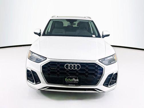 2022 Audi Q5 45 S line Premium
