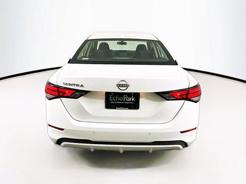 Silver Ice Metallic 2018 Chevrolet Equinox LT