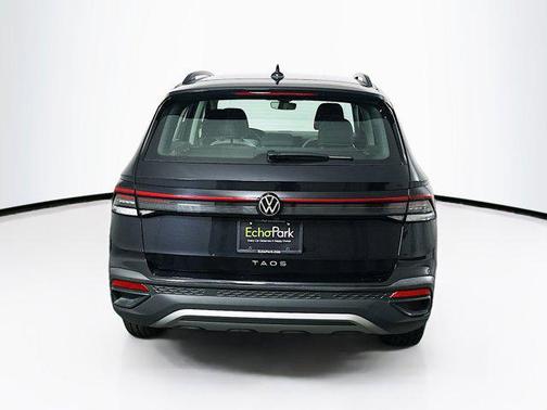 Deep Black Pearl 2025 Volkswagen Taos 1.5T S
