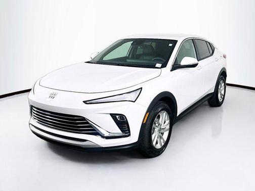 Summit White 2025 Buick Envista Preferred FWD