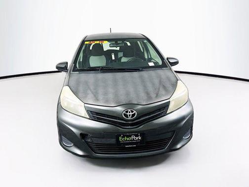 2013 Toyota Yaris LE