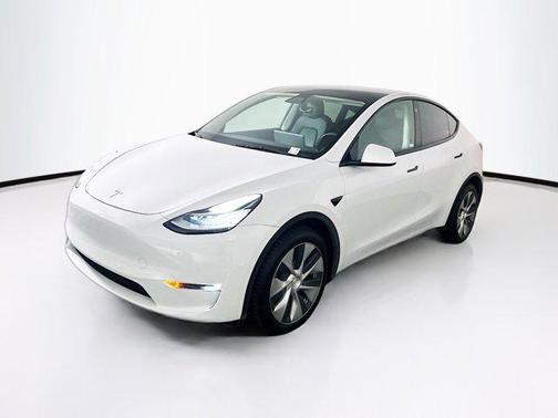 2022 Tesla Model Y Long Range Dual Motor All-Wheel Drive