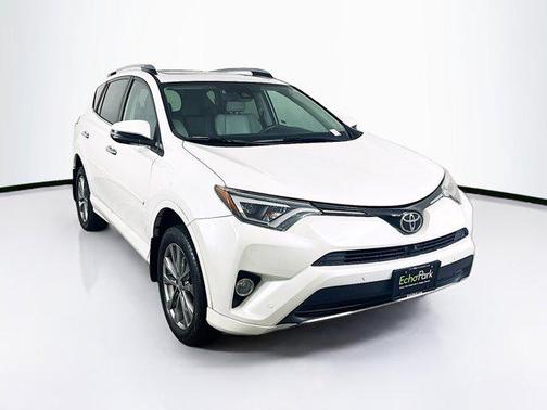 2017 Toyota RAV4 Platinum