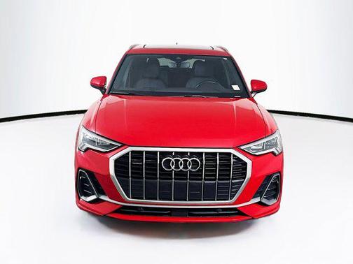 2024 Audi Q3 Premium 45 TFSI S line quattro Tiptronic