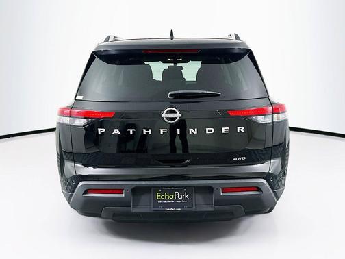 Super Black 2025 Nissan Pathfinder SV 4WD