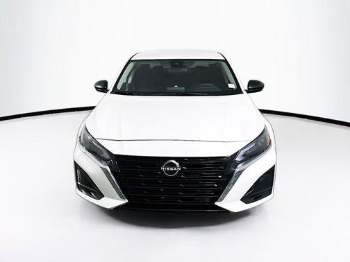 2025 Nissan Altima S FWD