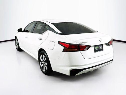 2025 Nissan Altima S FWD