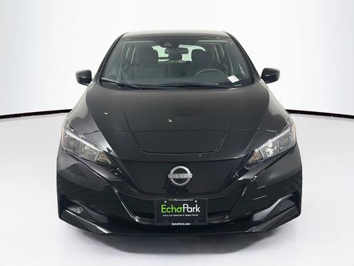 Super Black 2024 Nissan Leaf S