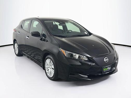 Super Black 2024 Nissan Leaf S