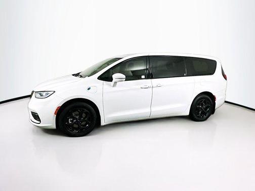 2022 Chrysler Pacifica Hybrid Limited