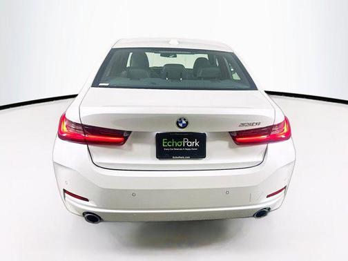 2025 BMW 330 i