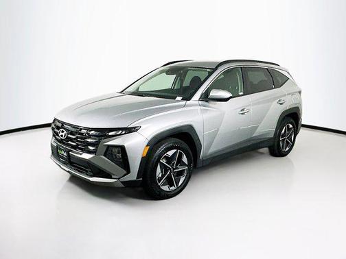 Shimmering Silver 2025 Hyundai TUCSON SEL
