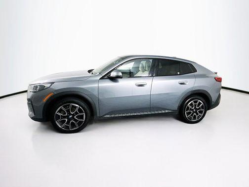 2025 BMW X2 xDrive28i