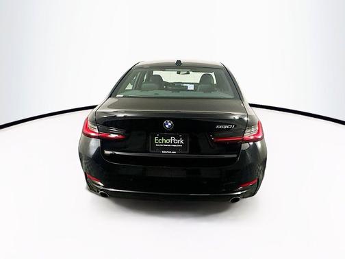 Mineral White Metallic 2025 BMW 330 330i