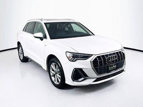 2024 Audi Q3 Premium 45 TFSI S line quattro Tiptronic