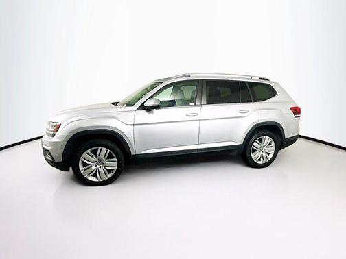Reflex Silver Metallic 2019 Volkswagen Atlas 3.6L SE w/Technology