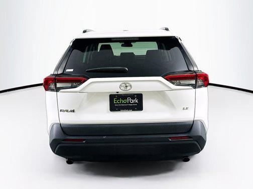 Super White 2020 Toyota RAV4 LE