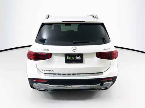 2024 Mercedes-Benz GLB 250 4MATIC