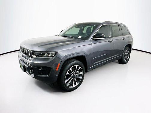 2022 Jeep Grand Cherokee Overland